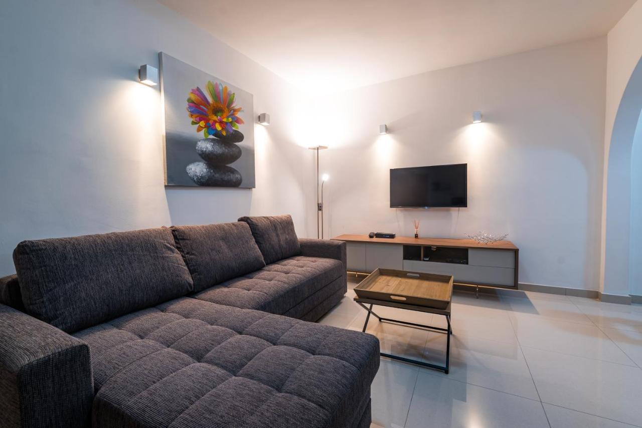Sh6A- Qawra Prime Location 2 Bedroom Apartment San Pawl il-Baħar Eksteriør bilde