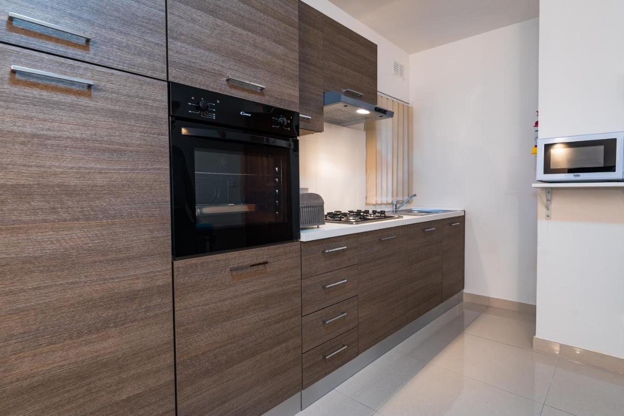 Sh6A- Qawra Prime Location 2 Bedroom Apartment San Pawl il-Baħar Eksteriør bilde