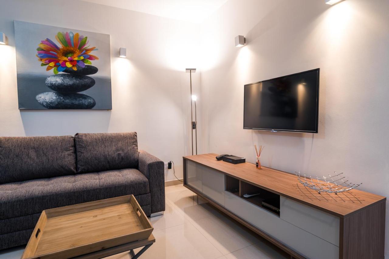 Sh6A- Qawra Prime Location 2 Bedroom Apartment San Pawl il-Baħar Eksteriør bilde